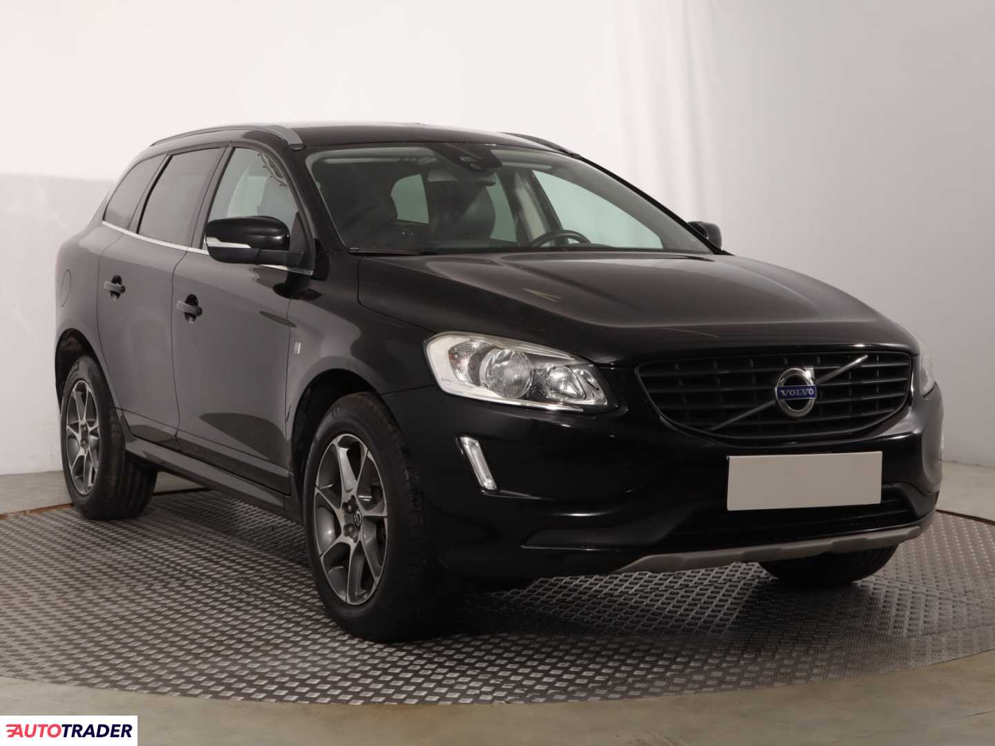 Volvo XC60 2016 2.0 147 KM