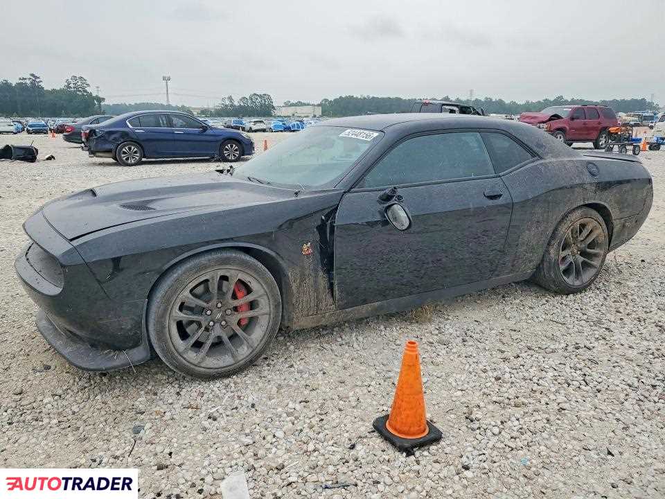 Dodge Challenger 2021 6