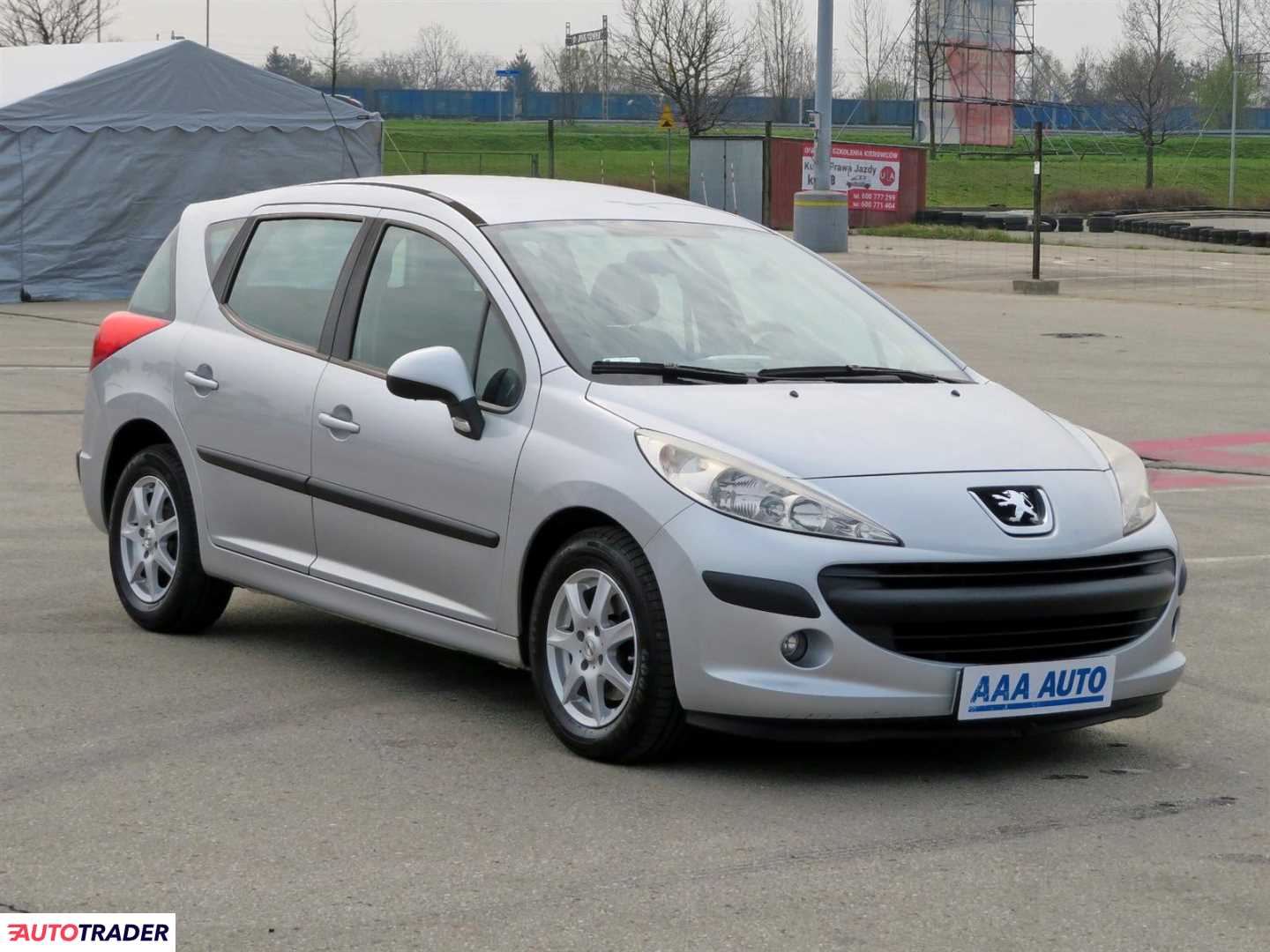 Peugeot 207 2008 1.4 93 KM Peugeot 207 2008 1.4 93 KM