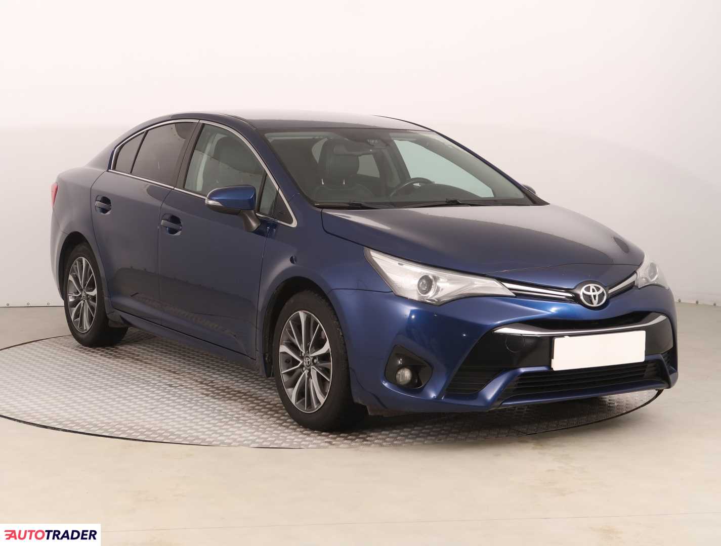 Toyota Avensis 2015 2.0 140 KM