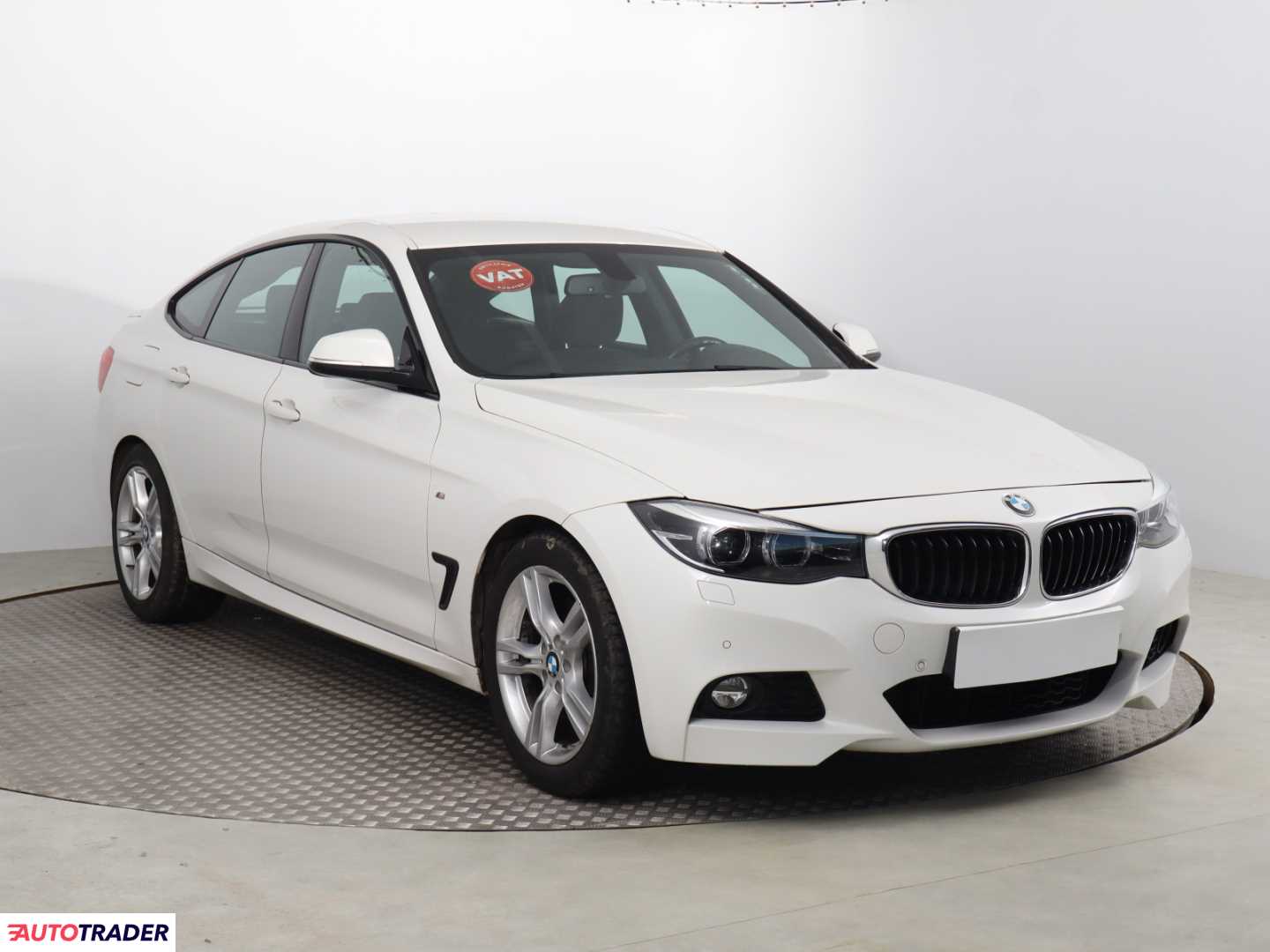 BMW 318 Gran Turismo 2018 2.0 147 KM