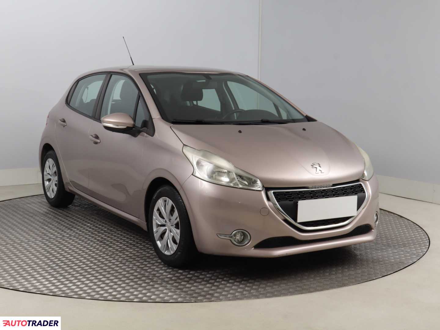 Peugeot 208 2012 1.4 93 KM