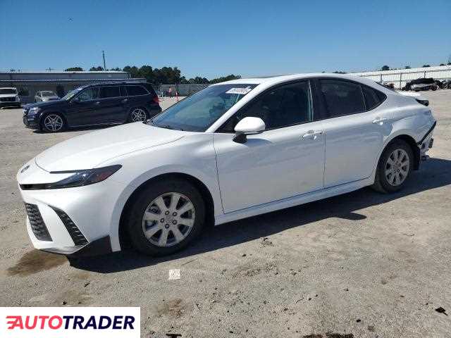 Toyota Camry 2025 2