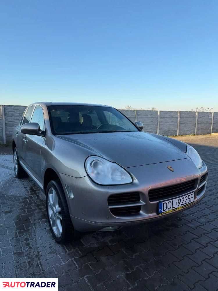 Porsche Cayenne 2004 3.2 250 KM