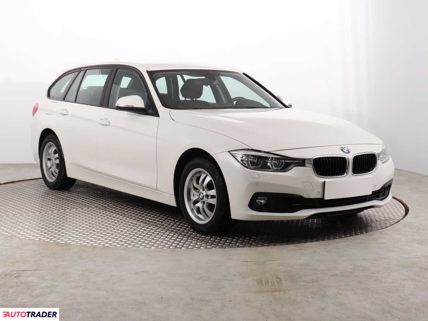 BMW 320 2019 2.0 181 KM