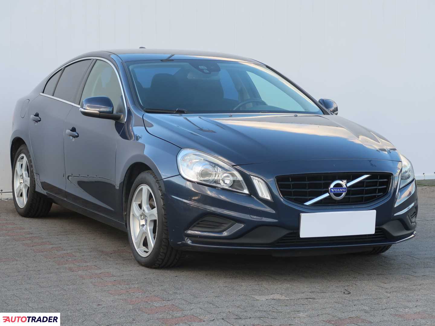 Volvo S60 2010 2.0 160 KM