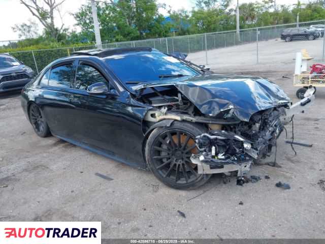 Mercedes 2021 4 Mercedes 2021 4
