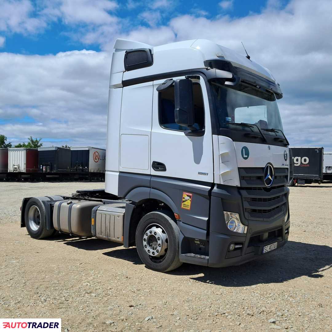 Mercedes Actros