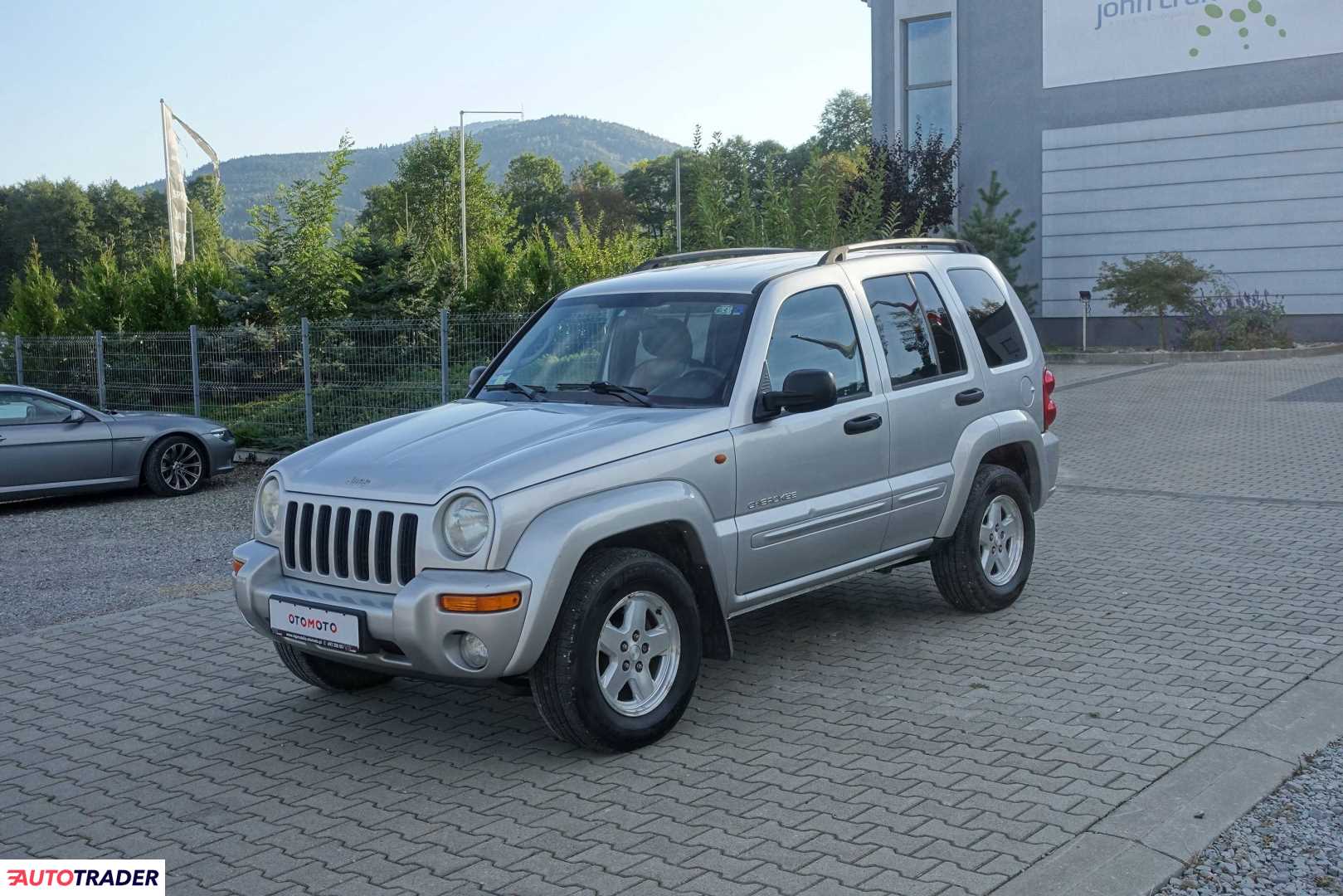 Jeep Cherokee 2004 2.5 143 KM