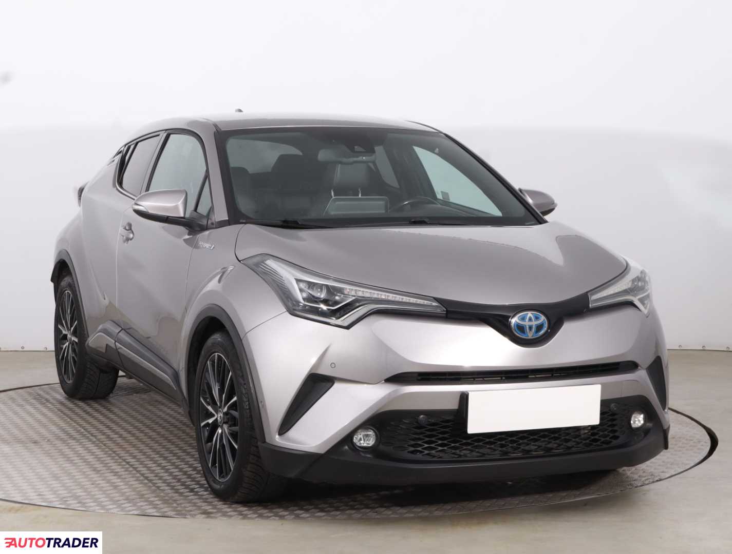 Toyota C-HR 2016 1.8 120 KM