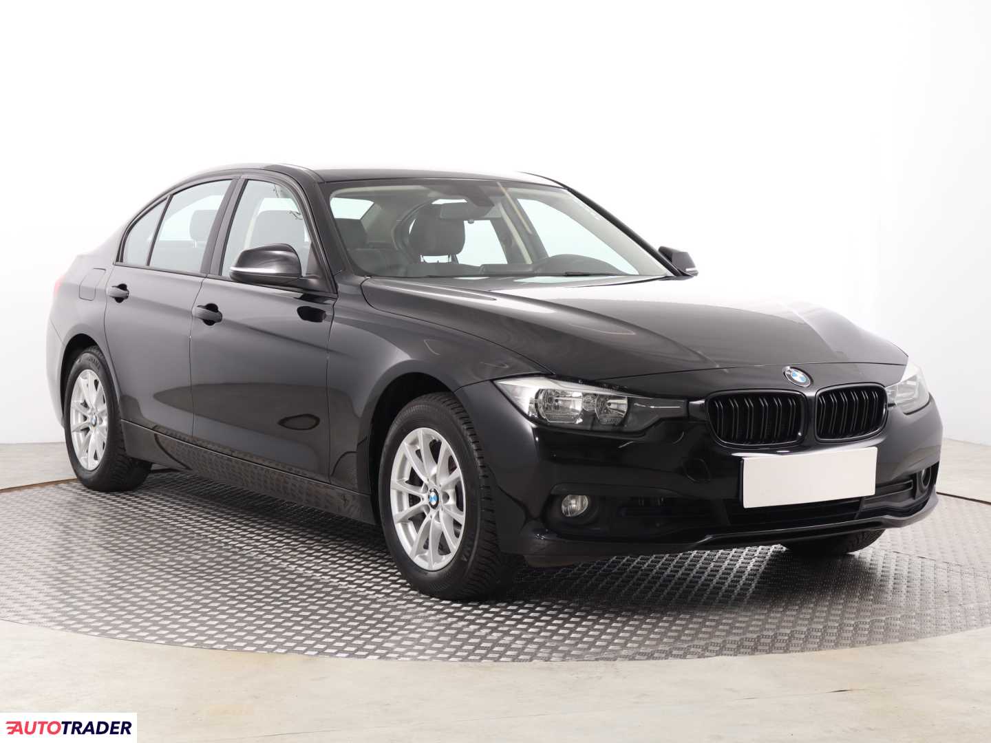 BMW 318 2017 1.5 134 KM