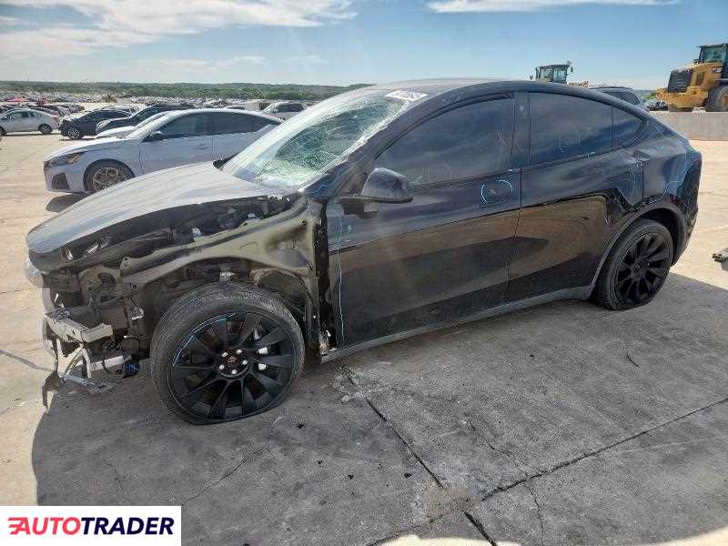 Tesla Model Y 2023 Tesla Model Y 2023