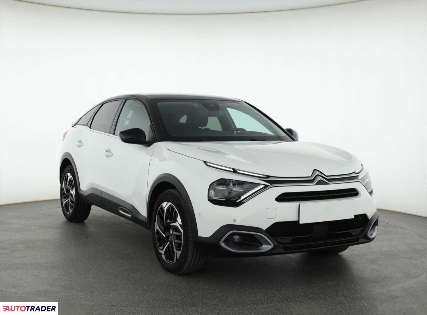 Citroen C4 2023 1.2 128 KM