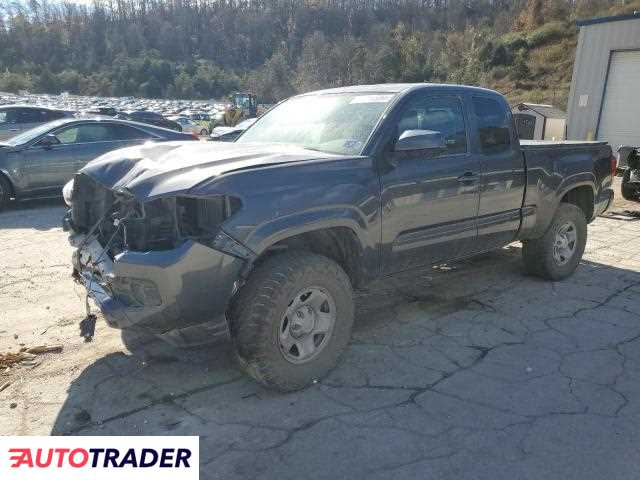 Toyota Tacoma 3.0 benzyna 2023r. (HURRICANE)