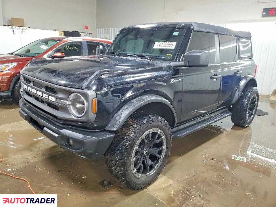 Ford Bronco 2024 2