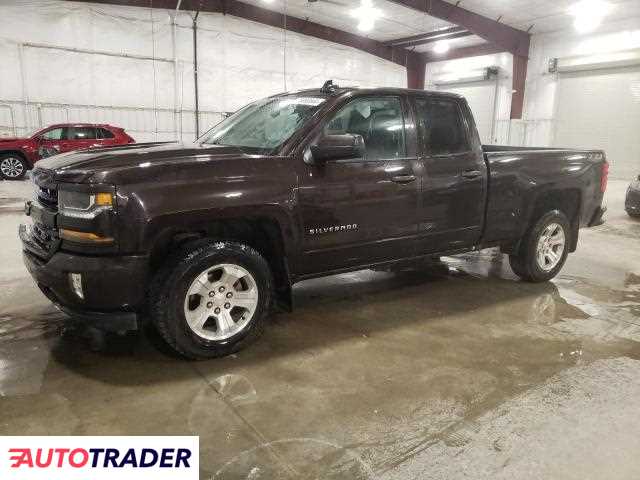 Chevrolet Silverado 5.0 benzyna 2019r. (AVON)