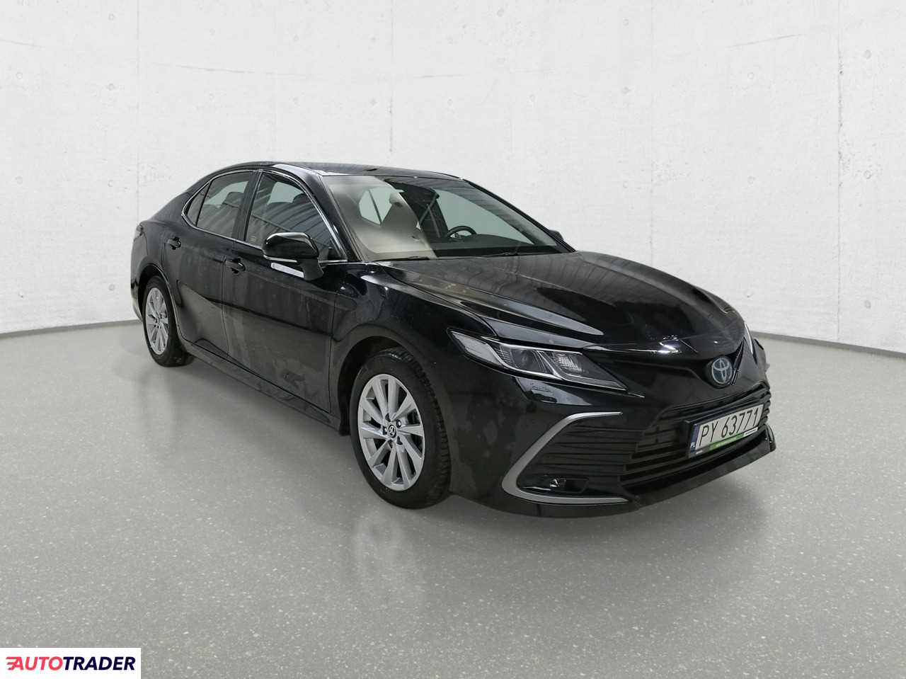 Toyota Camry 2023 2.5 178 KM