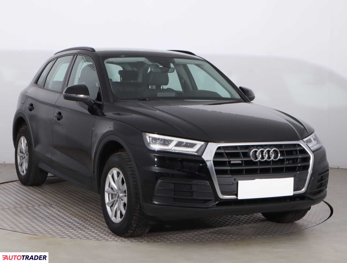 Audi Q5 2019 2.0 160 KM