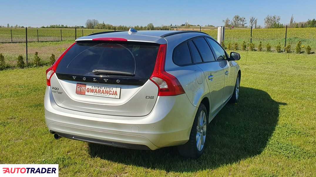 Volvo V60 2014 1.6 115 KM