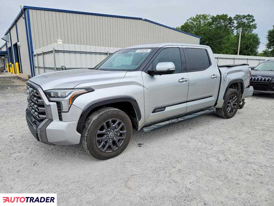 Toyota Tundra 2023 3