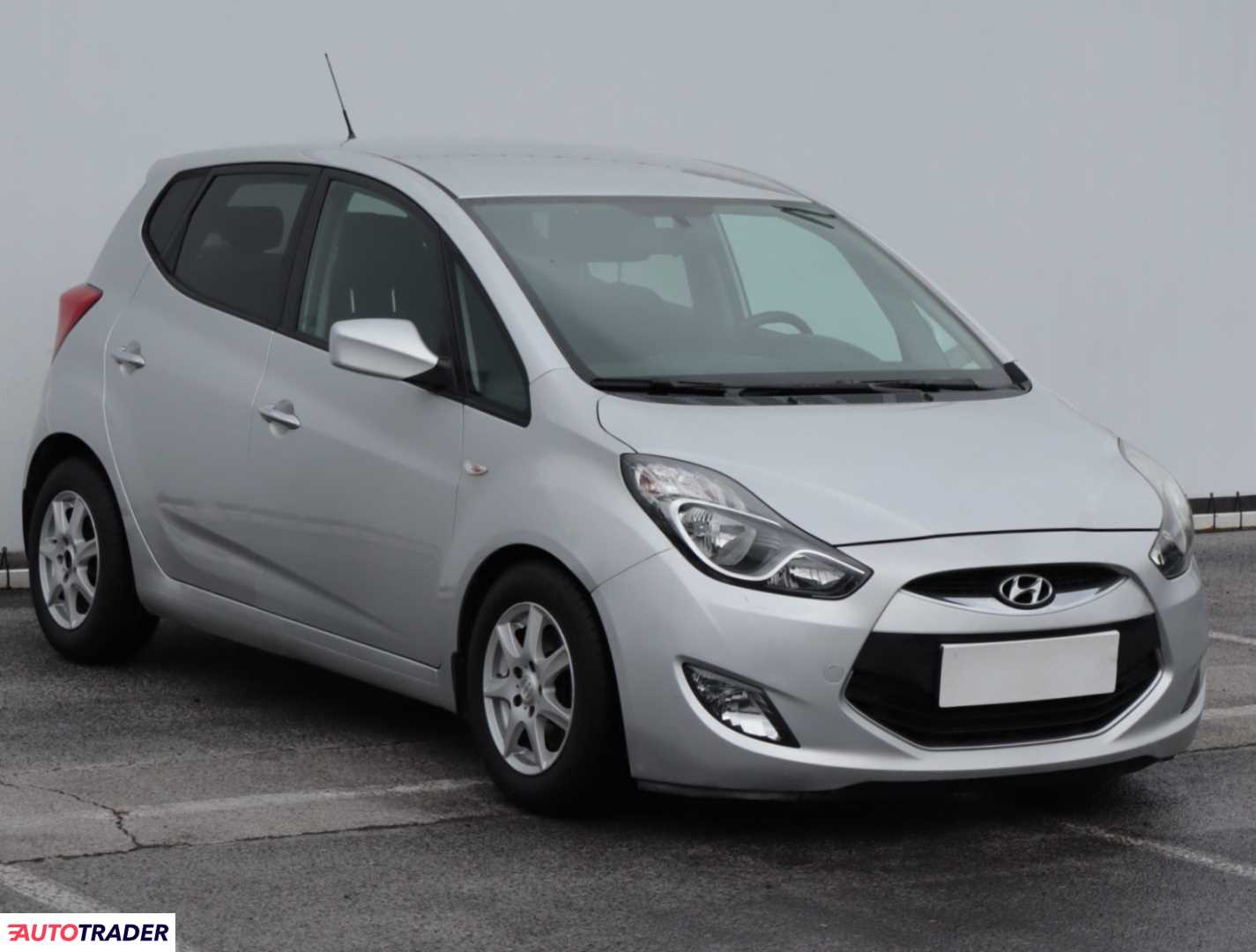 Hyundai ix20 2011 1.4 88 KM