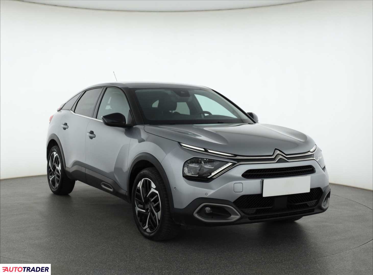 Citroen C4 2022 1.2 128 KM