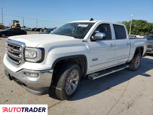 GMC Sierra 5.0 benzyna 2018r. (OKLAHOMA CITY)