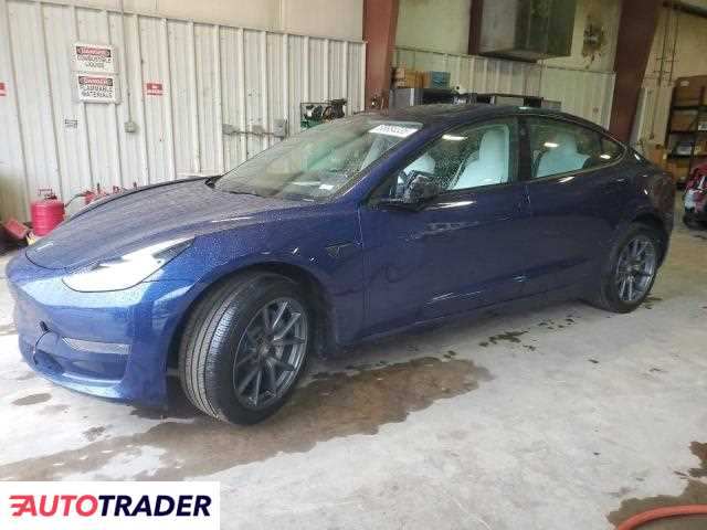 Tesla Model 3 2023