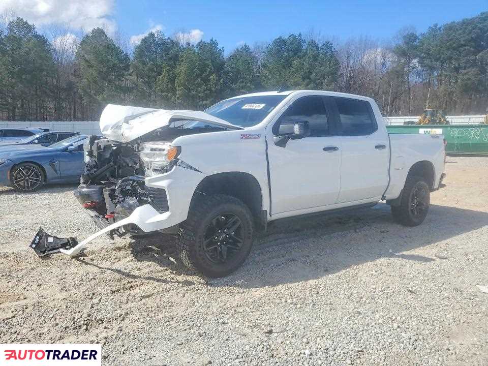 Chevrolet Silverado 2023 6