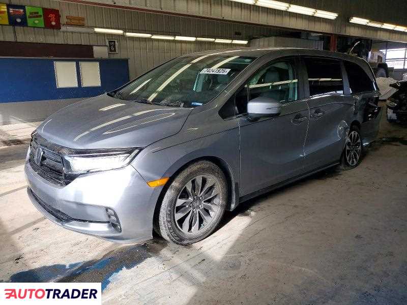 Honda Odyssey 2021 3