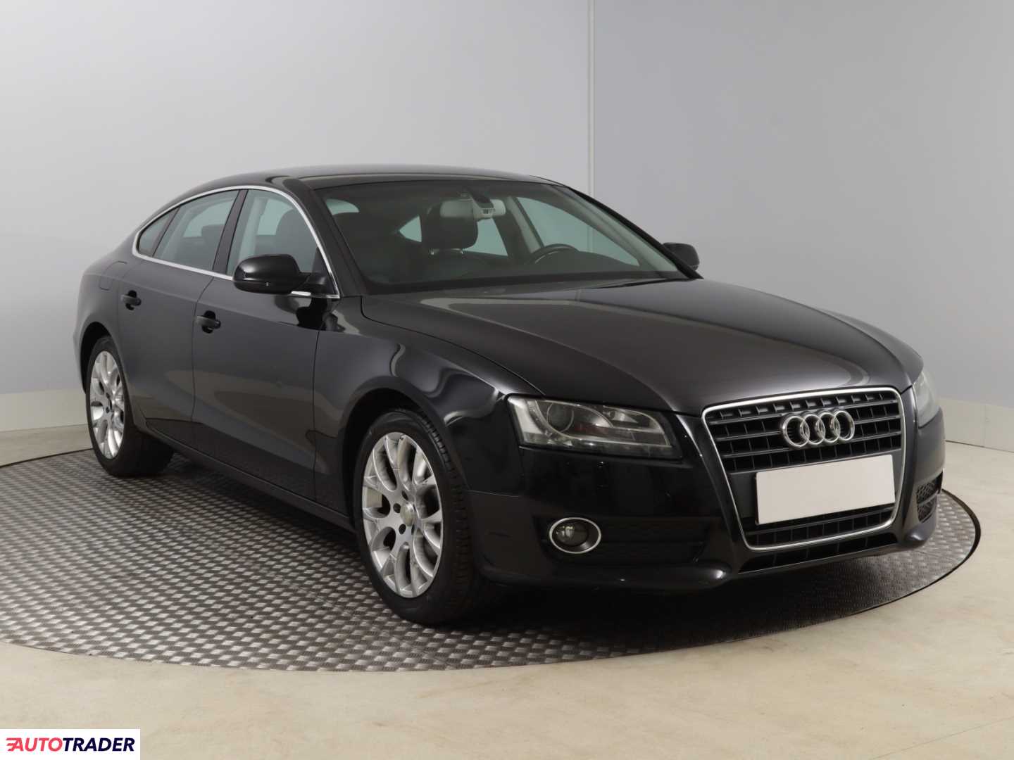 Audi A5 2011 2.0 167 KM