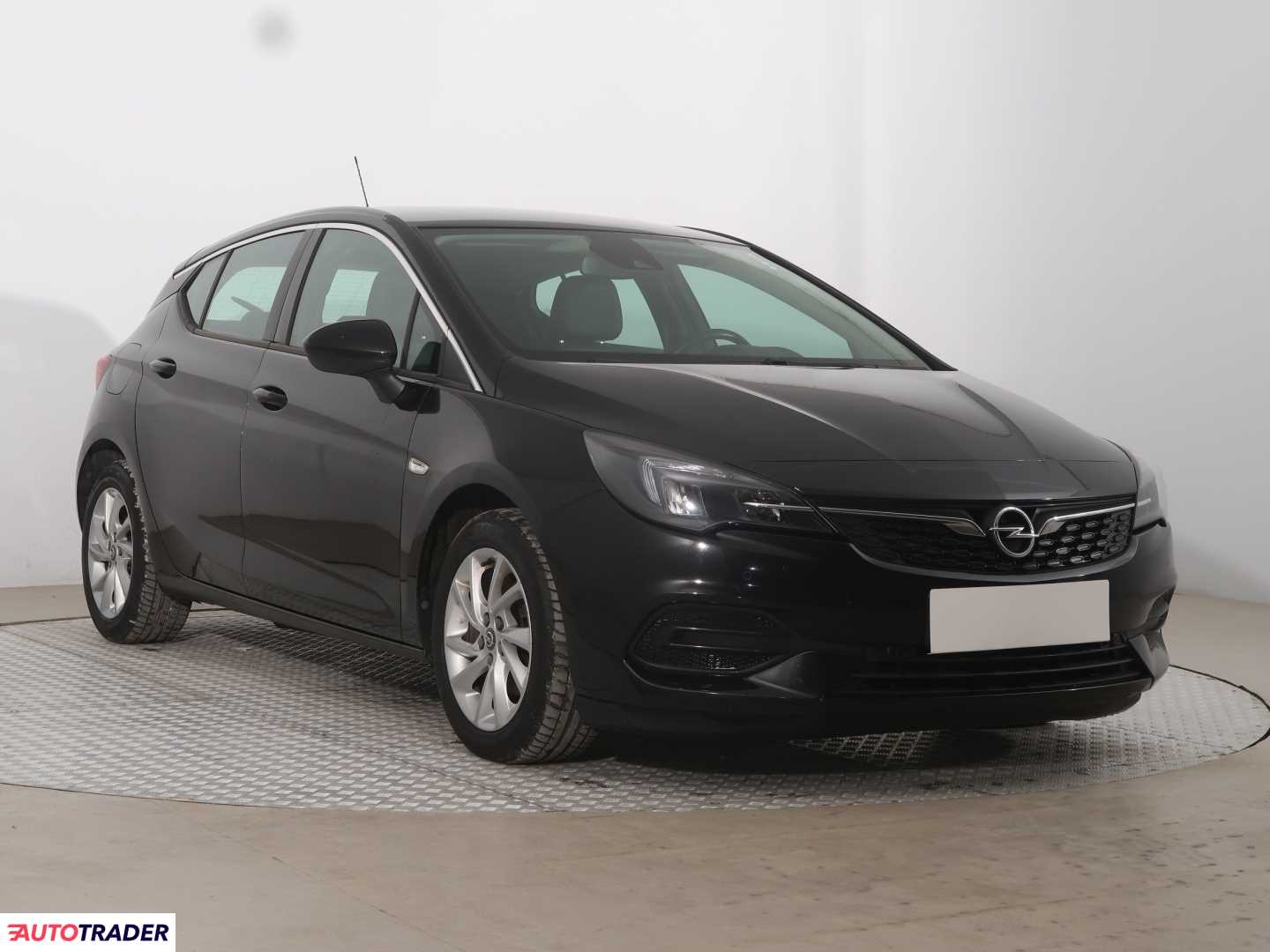 Opel Astra 2021 1.2 143 KM