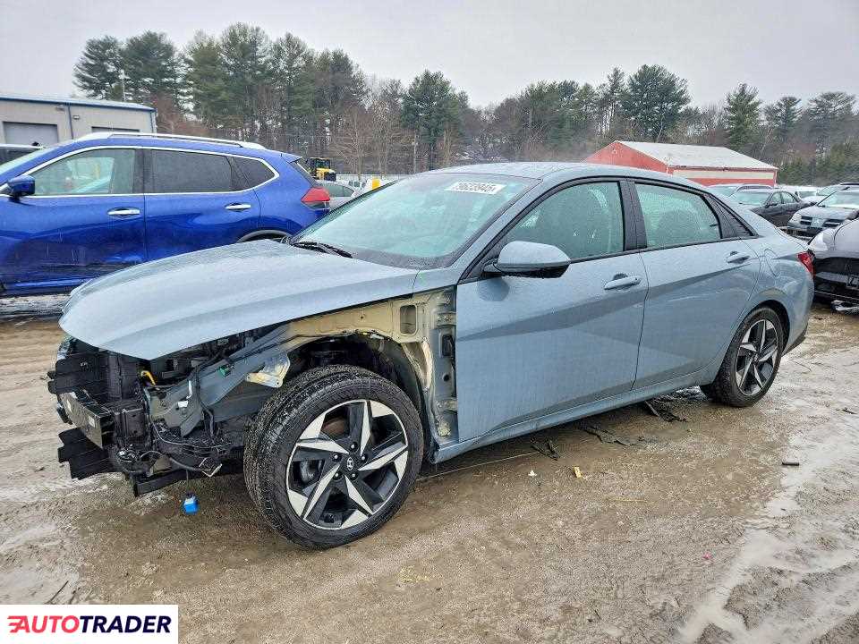 Hyundai Elantra 2023 2