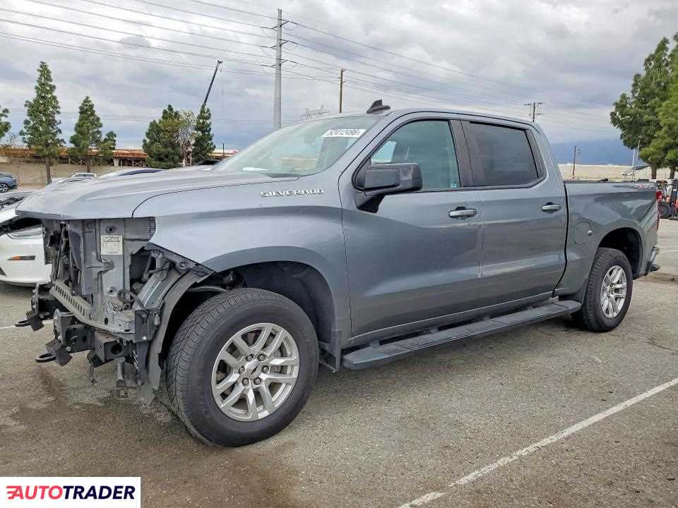 Chevrolet Silverado 2020 5