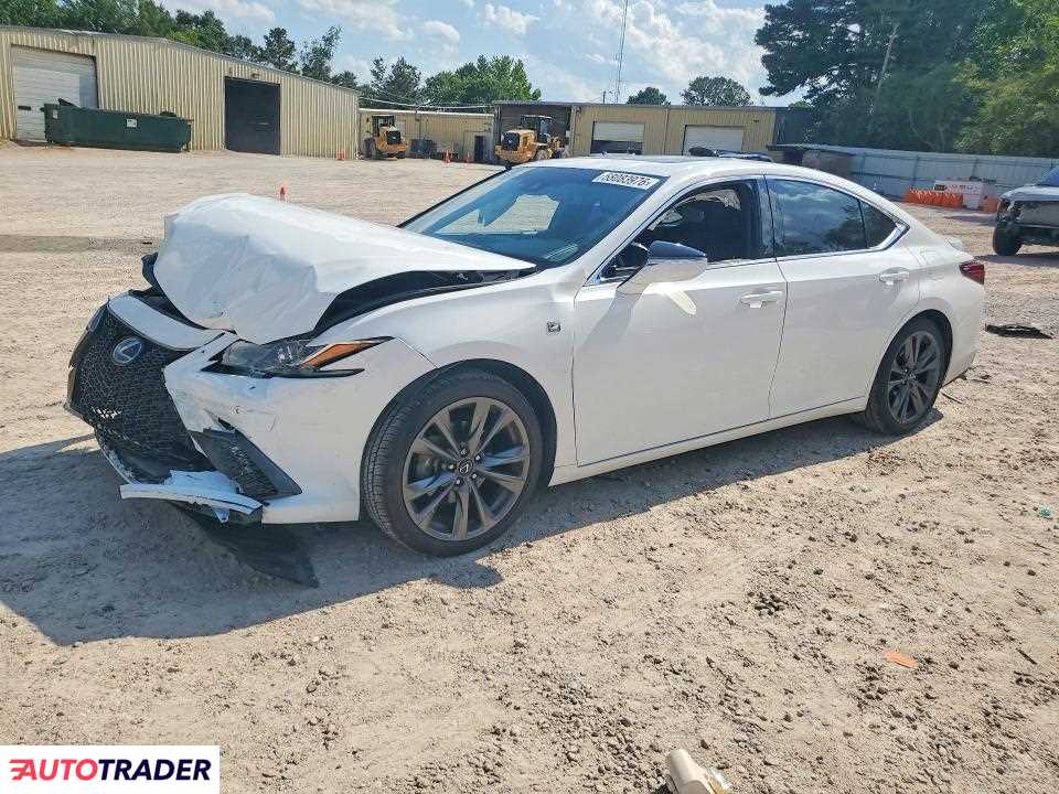 Lexus ES 2021 3