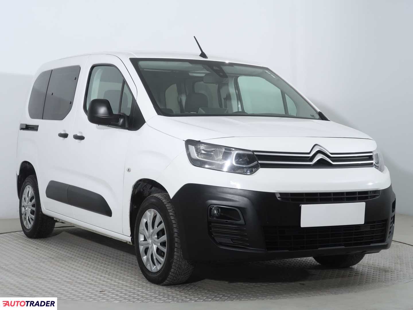 Citroen Berlingo 2022 1.5 100 KM Citroen Berlingo 2022 1.5 100 KM