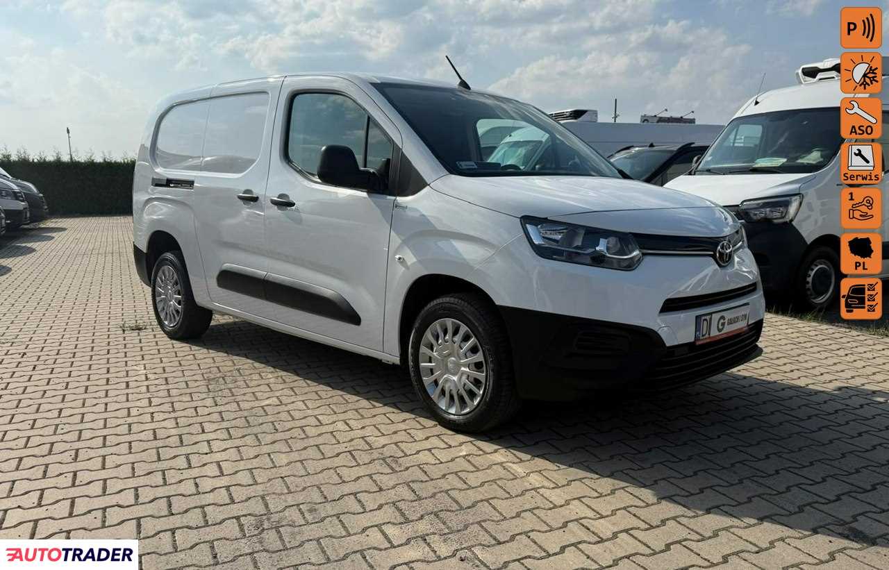 Toyota Pozostałe 2022 1.5 Toyota Pozostałe 2022 1.5