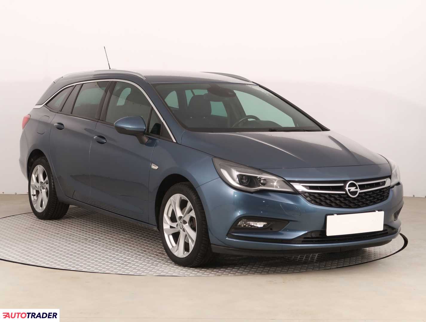 Opel Astra 2016 1.4 123 KM