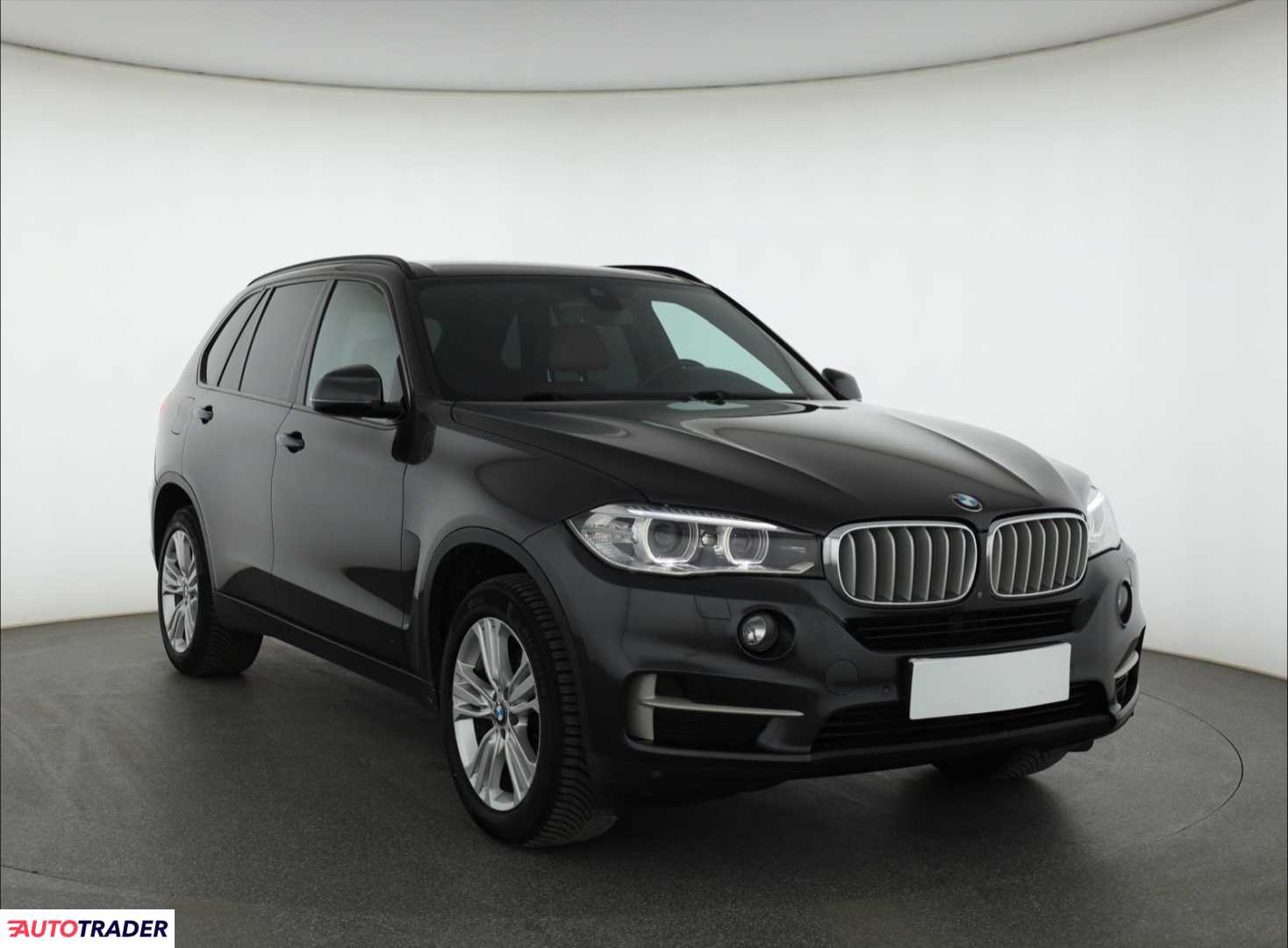 BMW X5 2014 3.0 308 KM