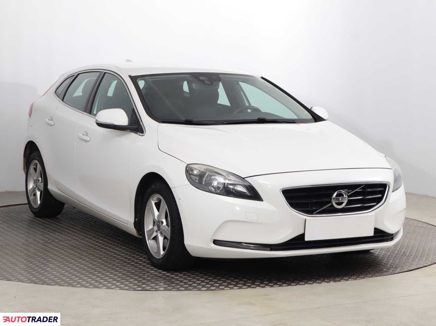 Volvo V40 2016 2.0 118 KM Volvo V40 2016 2.0 118 KM