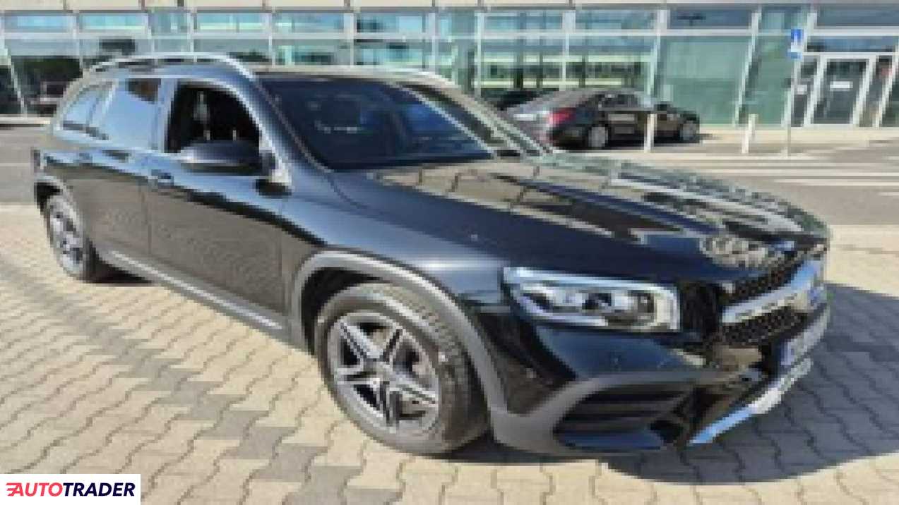 Mercedes GL 1.3 benzyna 163 KM 2023r. (Komorniki)