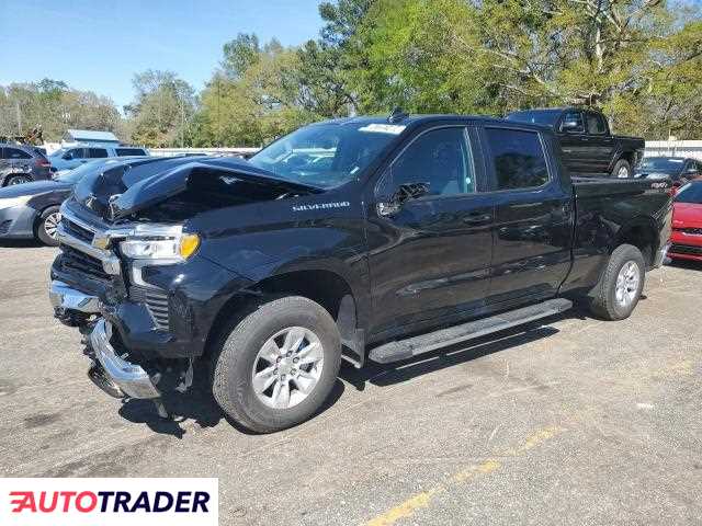 Chevrolet Silverado 2023 2