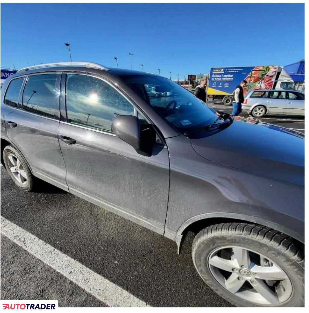 Volkswagen Touareg 2010 3.0 239 KM