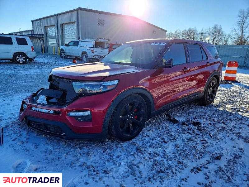 Ford Explorer 2021 3