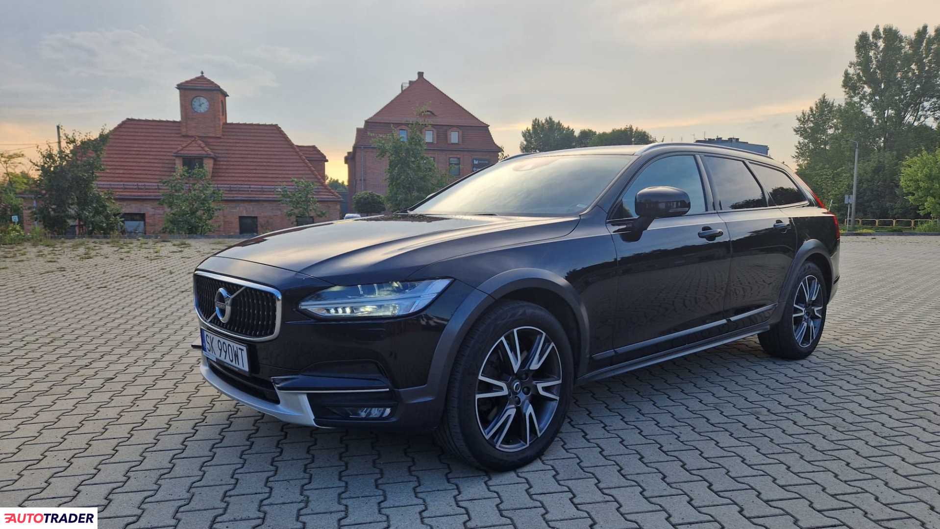 Volvo V90 2019 2.0 190 KM