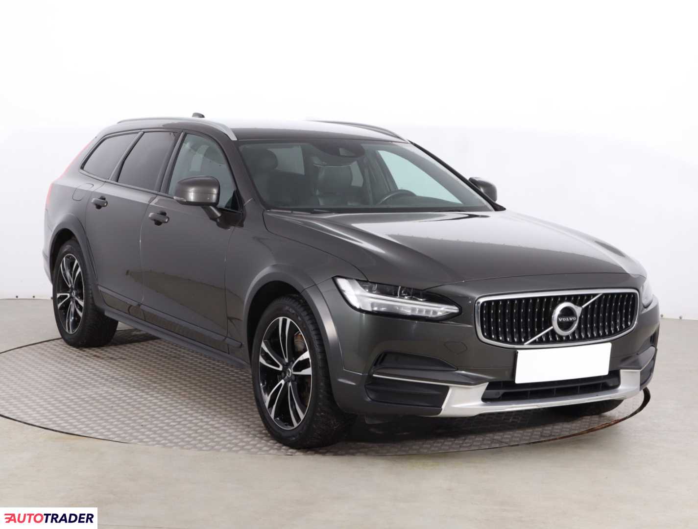 Volvo V90 2017 2.0 187 KM