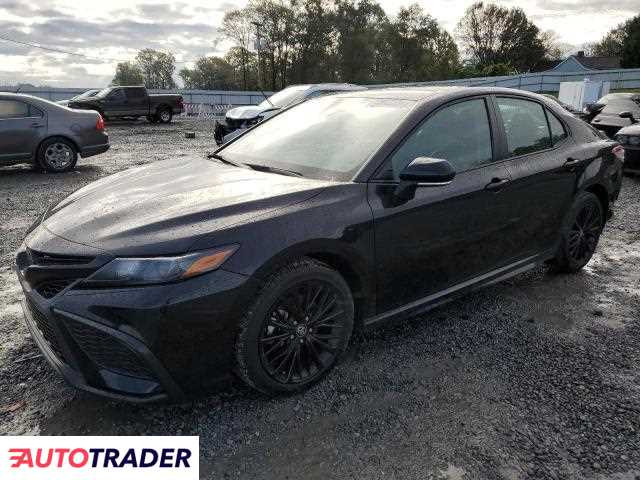 Toyota Camry 2.0 benzyna 2022r. (GASTONIA)