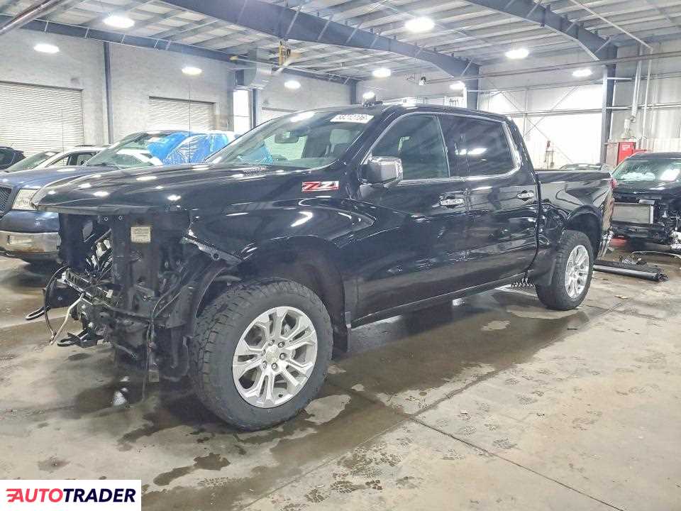 Chevrolet Silverado 2023 3