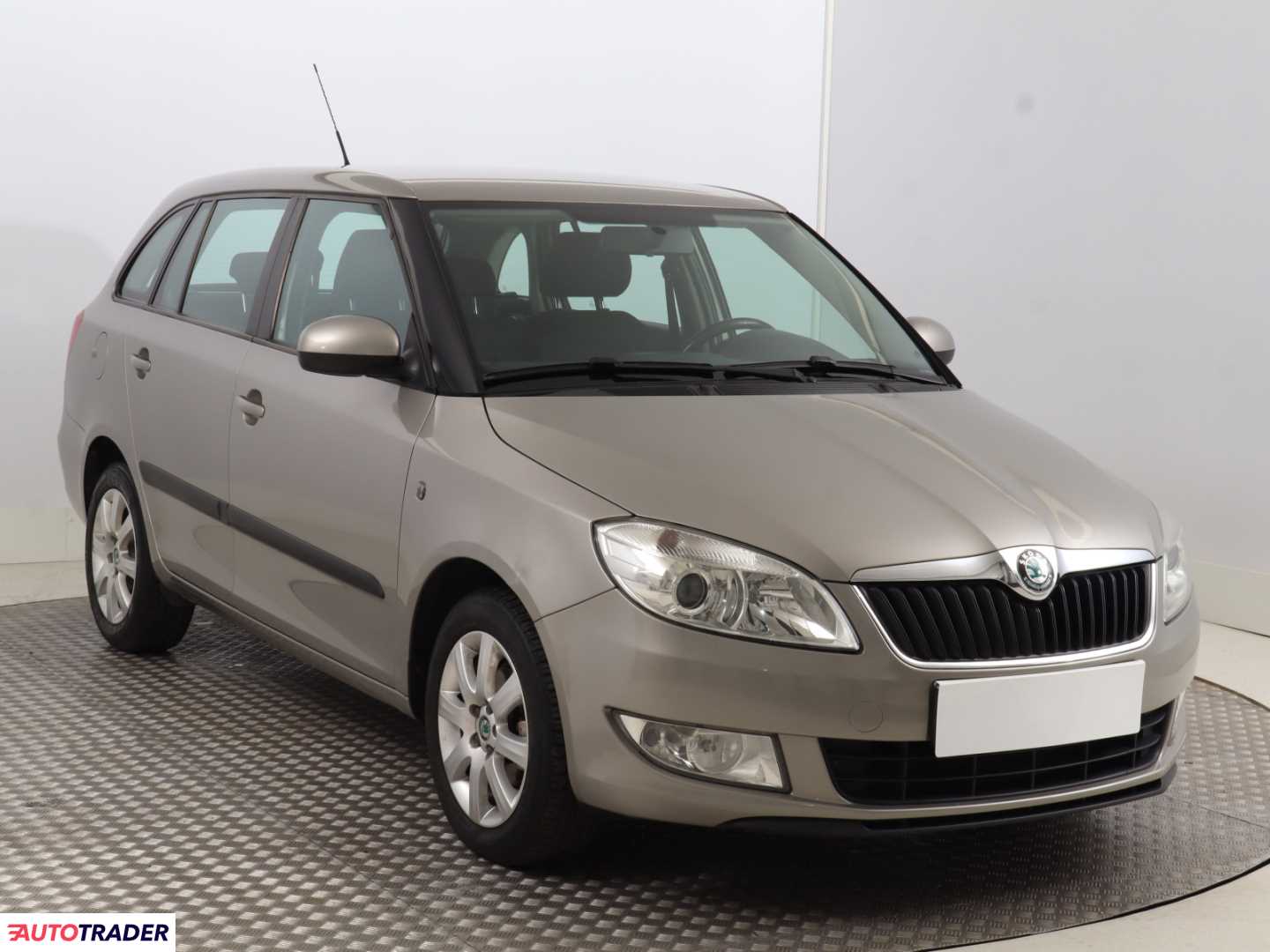 Skoda Fabia 2011 1.6 88 KM