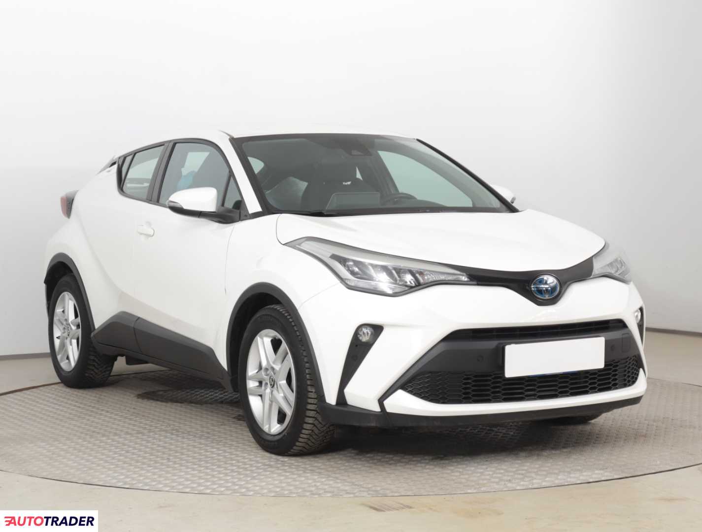 Toyota C-HR 2022 1.8 120 KM